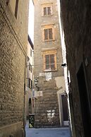 Donati Luxury Tower Suites