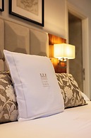 Donati Luxury Tower Suites