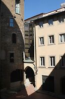 Donati Luxury Tower Suites