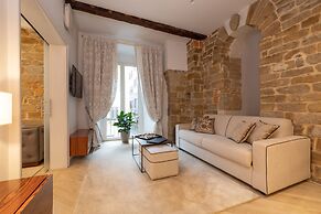 Donati Luxury Tower Suites