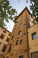 Donati Luxury Tower Suites
