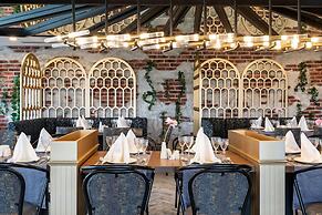 Greenwood Suites Resort