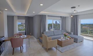 Greenwood Suites Resort