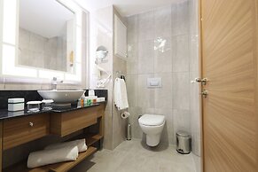 Greenwood Suites Resort