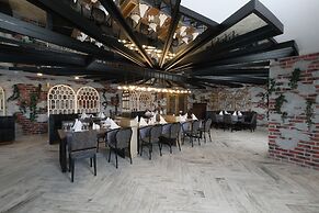 Greenwood Suites Resort