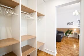 Home Out Rooms & Apartments