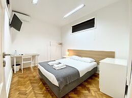 Home Out Rooms & Apartments