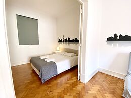 Home Out Rooms & Apartments