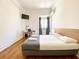 Home Out Rooms & Apartments