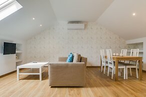 Home Out Rooms & Apartments