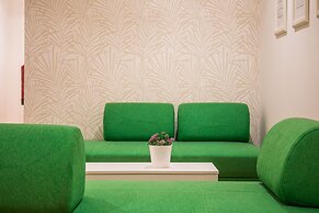 Home Out Rooms & Apartments