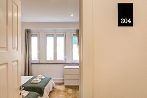 Home Out Rooms & Apartments