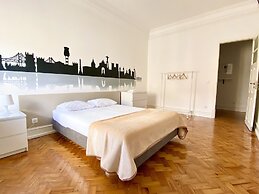 Home Out Rooms & Apartments