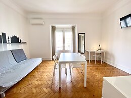 Home Out Rooms & Apartments