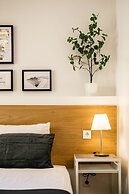 Home Out Rooms & Apartments