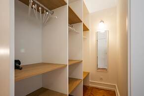 Home Out Rooms & Apartments