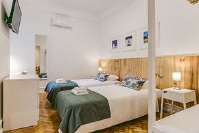 Home Out Rooms & Apartments