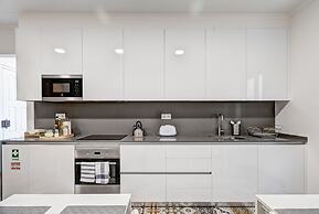 Home Out Rooms & Apartments