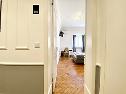 Home Out Rooms & Apartments