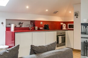 Home Out Rooms & Apartments