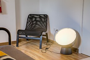 Home Out Rooms & Apartments