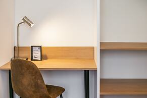 Home Out Rooms & Apartments