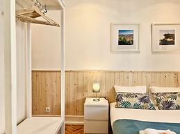 Home Out Rooms & Apartments