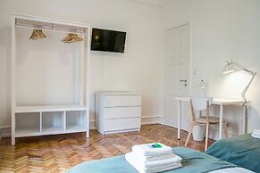 Home Out Rooms & Apartments