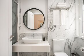 Home Out Rooms & Apartments