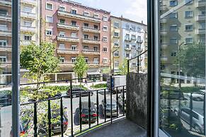 Home Out Rooms & Apartments