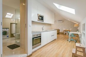 Home Out Rooms & Apartments