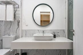 Home Out Rooms & Apartments