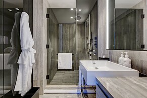 Equinox Hotel New York