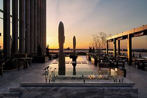 Equinox Hotel New York