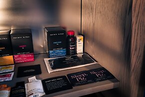 Equinox Hotel New York