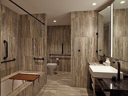Equinox Hotel New York