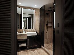 Equinox Hotel New York