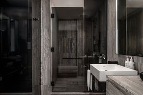 Equinox Hotel New York