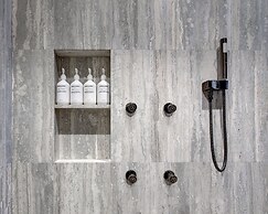 Equinox Hotel New York