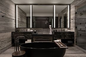 Equinox Hotel New York