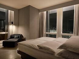 Equinox Hotel New York