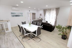 Apartments Viki