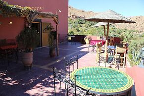 Hotel cascades dades