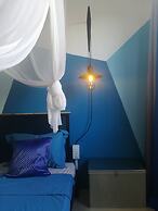 The Place Hostel & Rooftop Bar