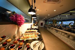 Le Resort and Villas