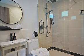 Le Resort and Villas