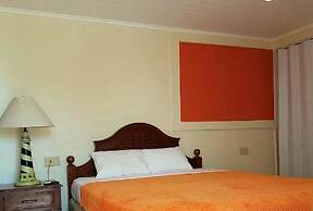 Maria Mulata Apartments