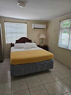 Maria Mulata Apartments