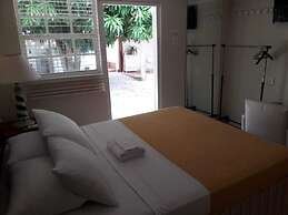 Maria Mulata Apartments