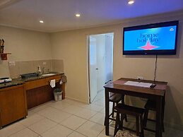 Maria Mulata Apartments